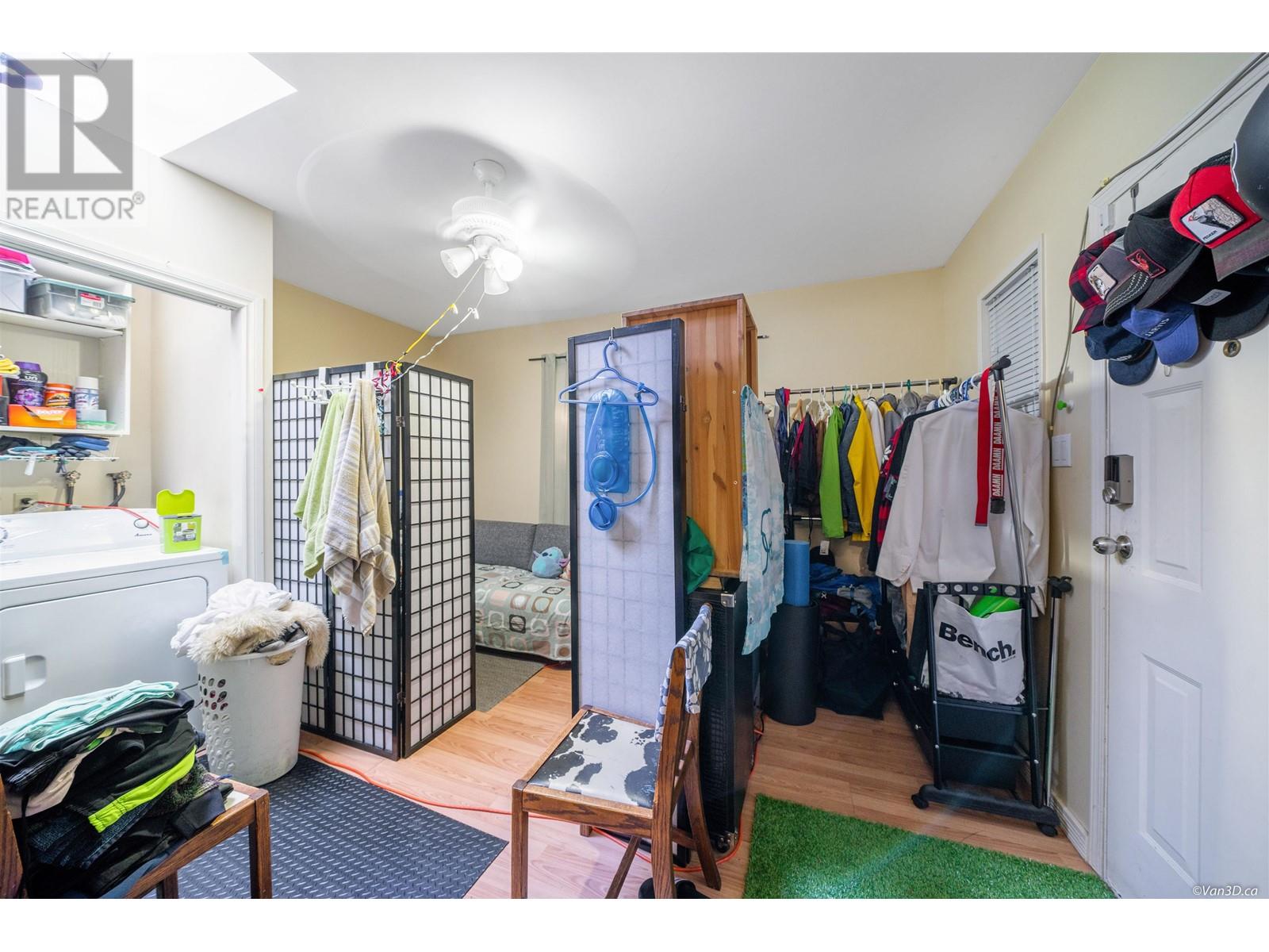 346 Blue Mountain Street, Coquitlam, British Columbia  V3K 4J4 - Photo 12 - R2806758