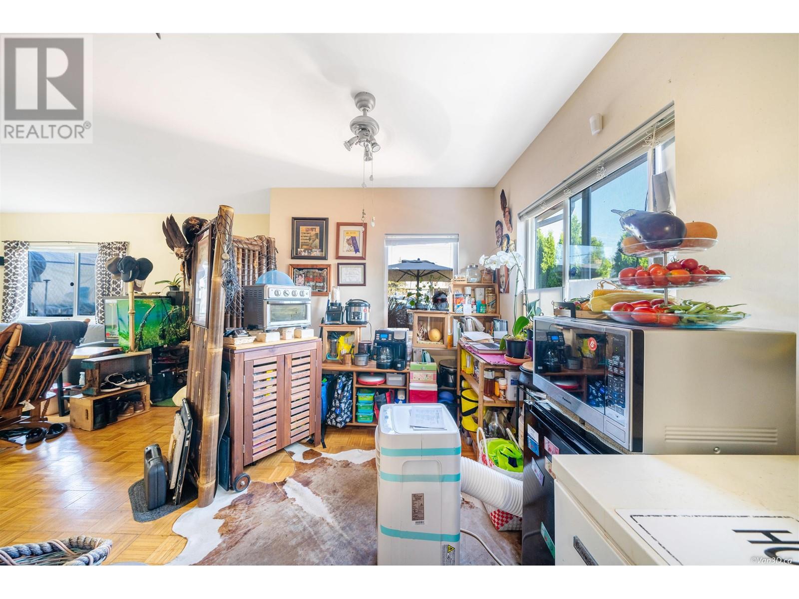 346 Blue Mountain Street, Coquitlam, British Columbia  V3K 4J4 - Photo 8 - R2806758