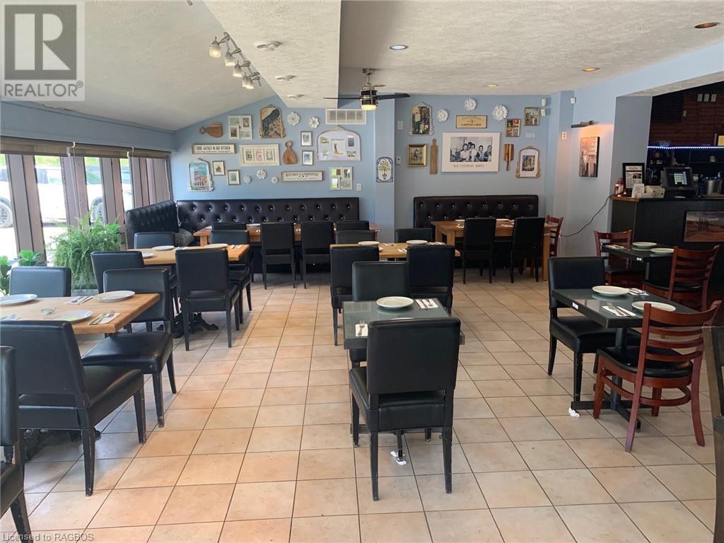 651 Main Street, Sauble Beach, Ontario  N0H 2G0 - Photo 1 - 40468408
