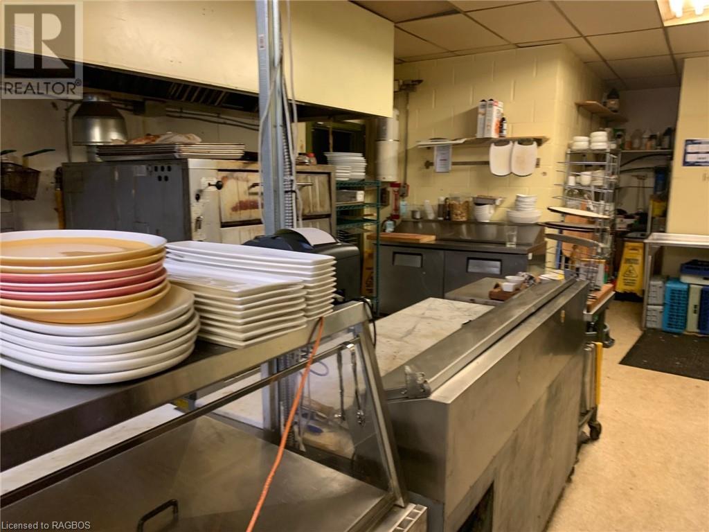 651 Main Street, Sauble Beach, Ontario  N0H 2G0 - Photo 22 - 40468408
