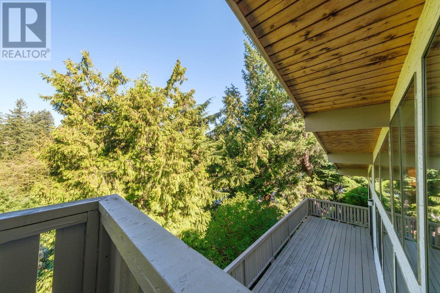4631 Woodburn Place, West Vancouver, British Columbia  V7S 2W8 - Photo 17 - R2805833
