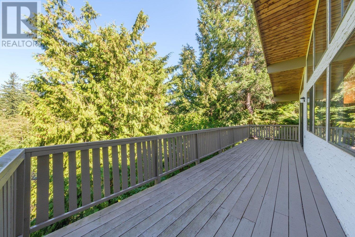 4631 Woodburn Place, West Vancouver, British Columbia  V7S 2W8 - Photo 24 - R2805833
