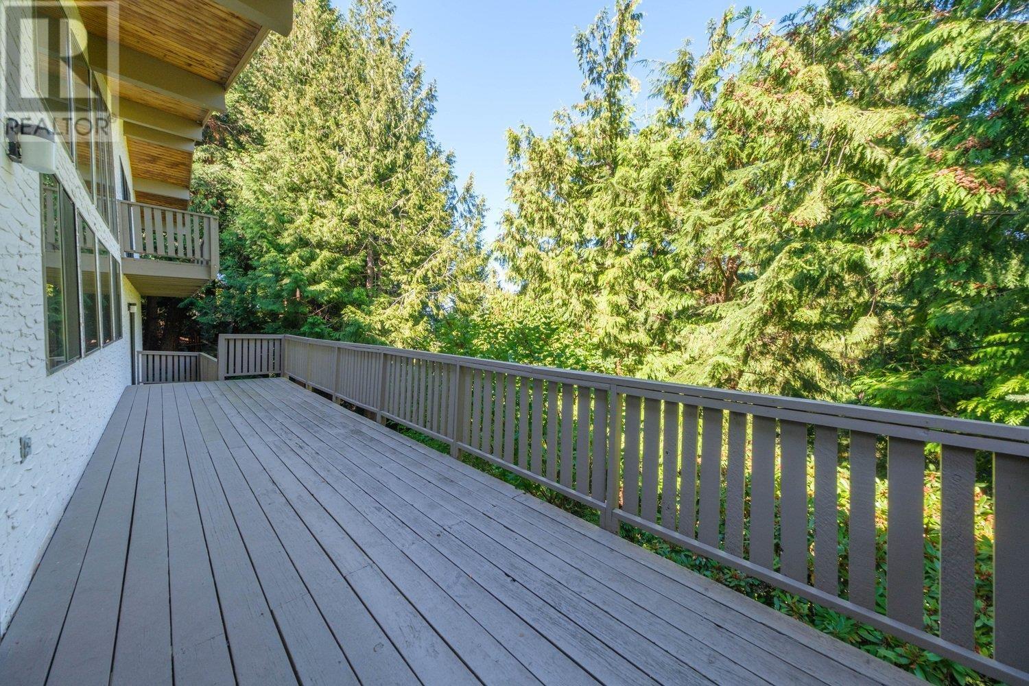 4631 Woodburn Place, West Vancouver, British Columbia  V7S 2W8 - Photo 23 - R2805833