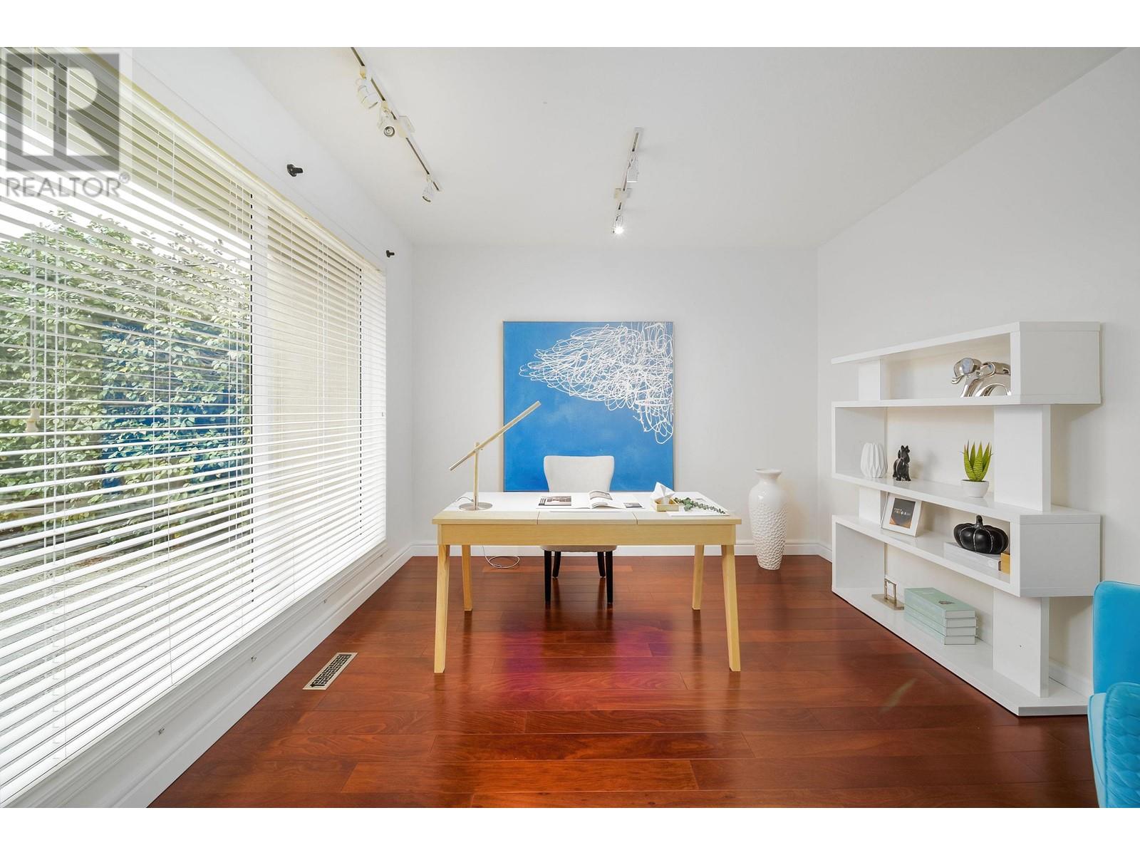 2175 Kings Avenue, West Vancouver, British Columbia  V7V 2B9 - Photo 3 - R2806853