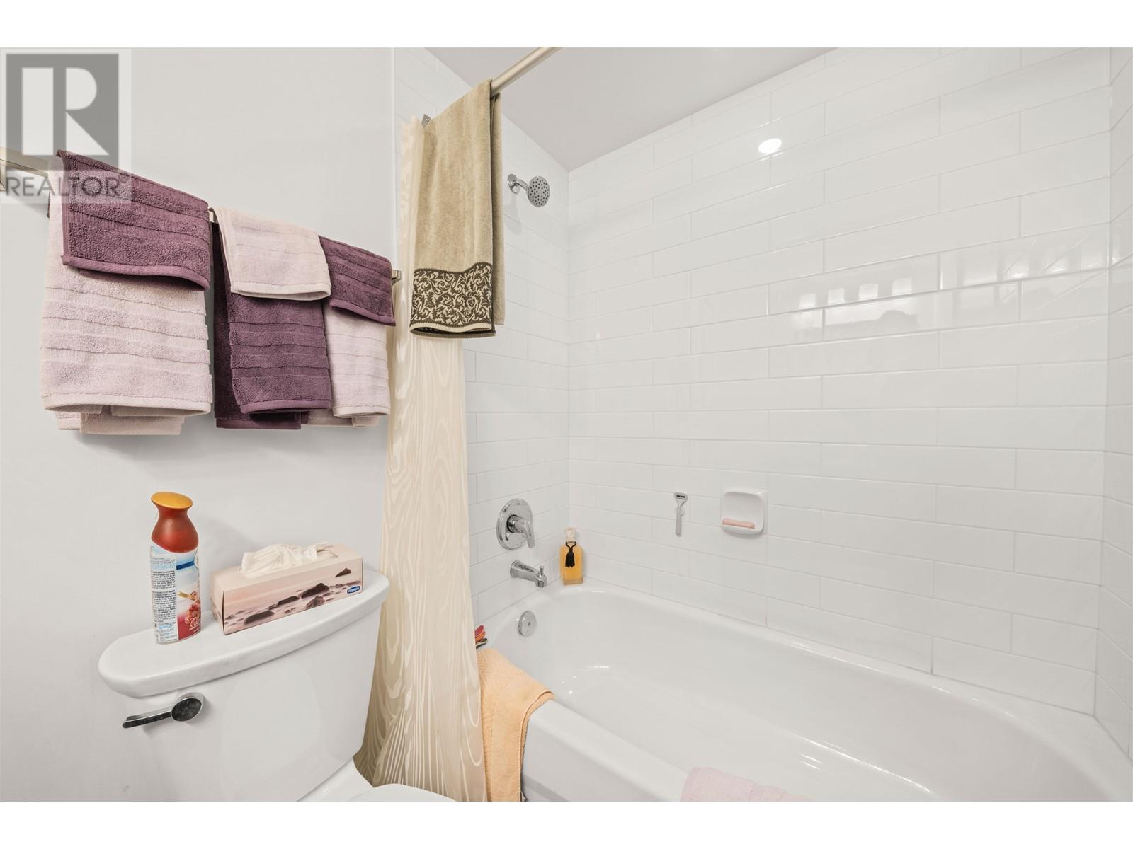 105 357 E 2nd Street, North Vancouver, British Columbia  V7L 1C6 - Photo 12 - R2782589