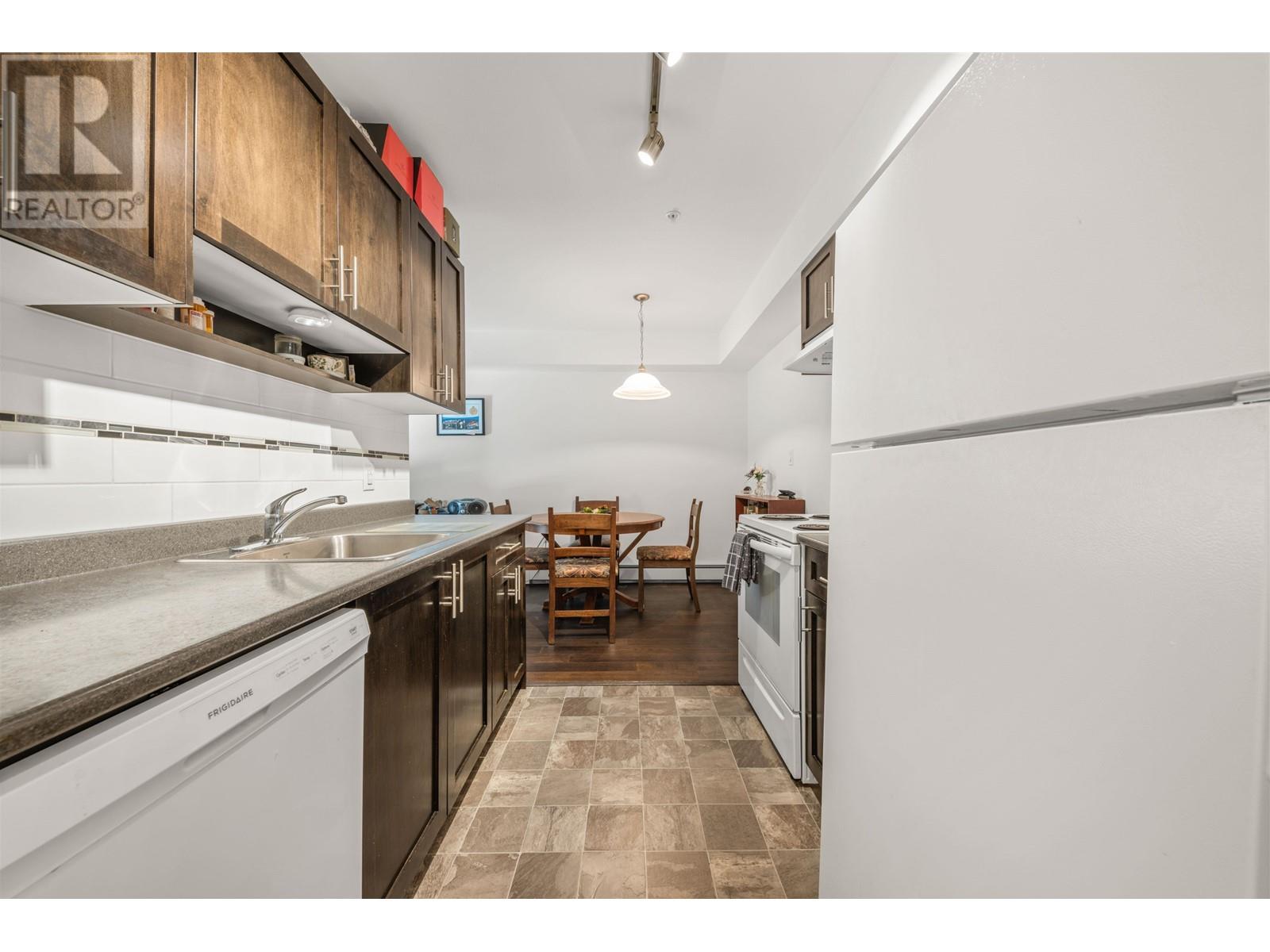 105 357 E 2nd Street, North Vancouver, British Columbia  V7L 1C6 - Photo 5 - R2782589