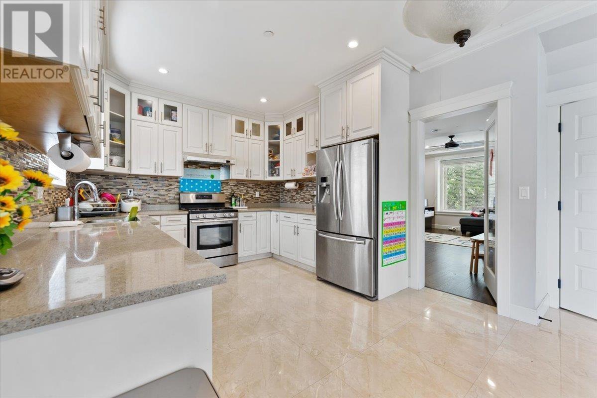 916 E 54th Avenue, Vancouver, British Columbia  V5X 1L7 - Photo 10 - R2807003