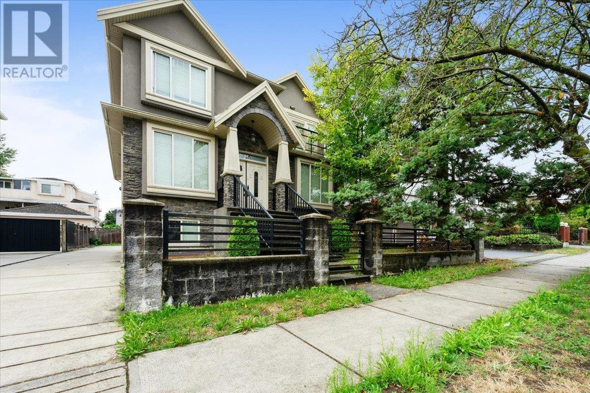 916 E 54th Avenue, Vancouver, British Columbia  V5X 1L7 - Photo 2 - R2807003