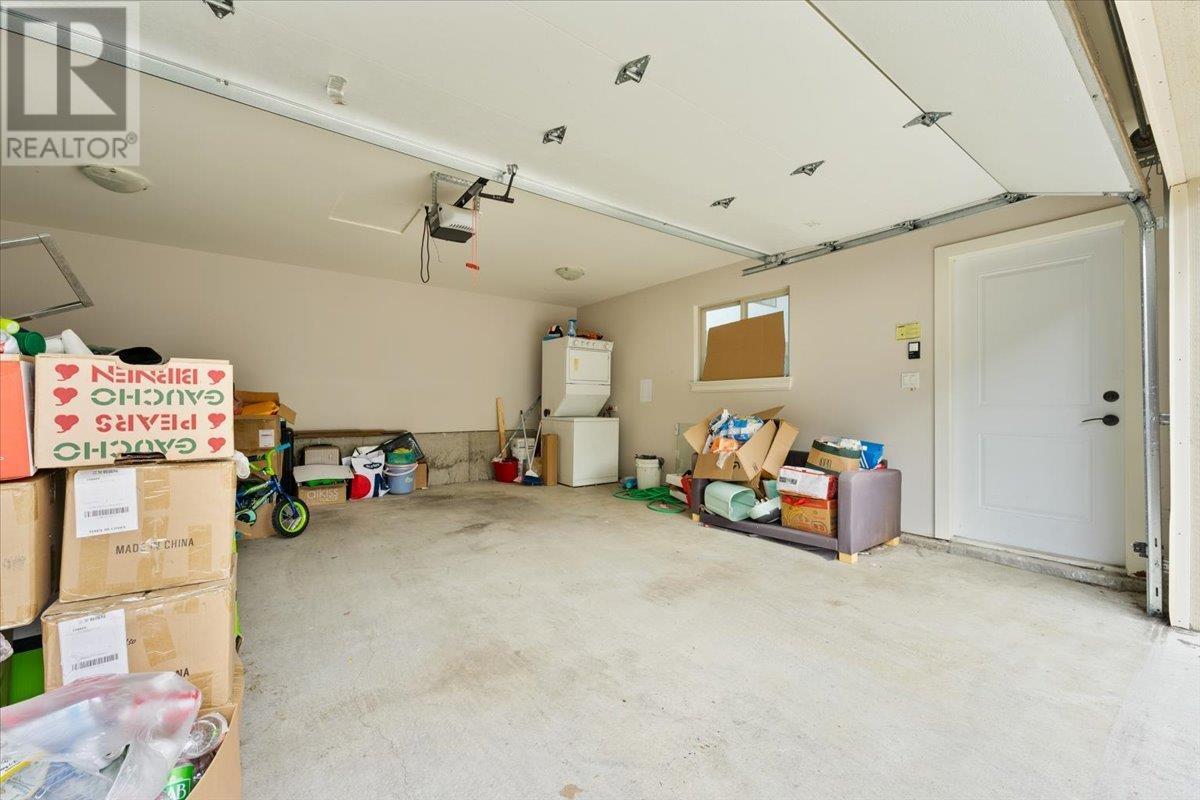 916 E 54th Avenue, Vancouver, British Columbia  V5X 1L7 - Photo 5 - R2807003