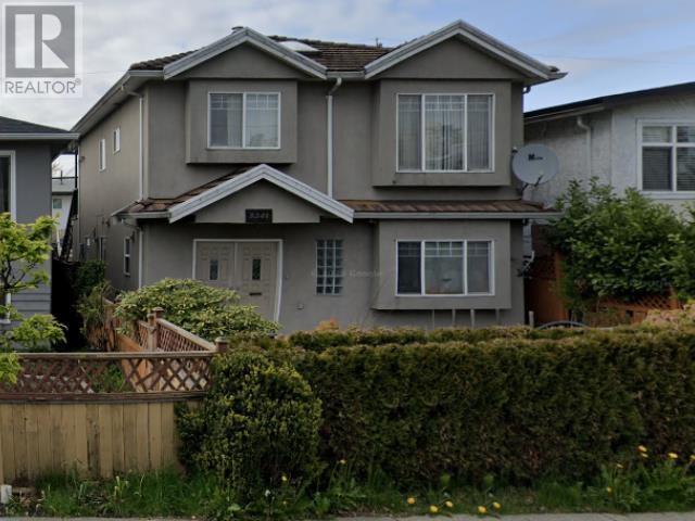 Listing Picture 3 of 3 : 5341 JOYCE STREET, Vancouver / 溫哥華 - 魯藝地產 Yvonne Lu Group - MLS Medallion Club Member