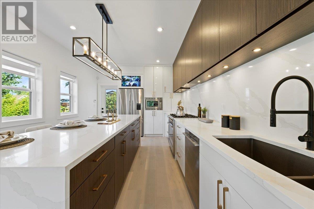 221 Mabel Street, New Westminster, British Columbia  V3M 5A8 - Photo 10 - R2807016