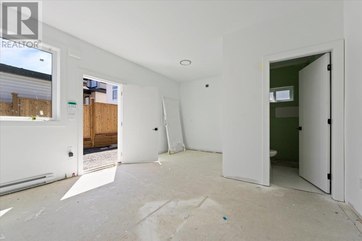 221 Mabel Street, New Westminster, British Columbia  V3M 5A8 - Photo 36 - R2807016