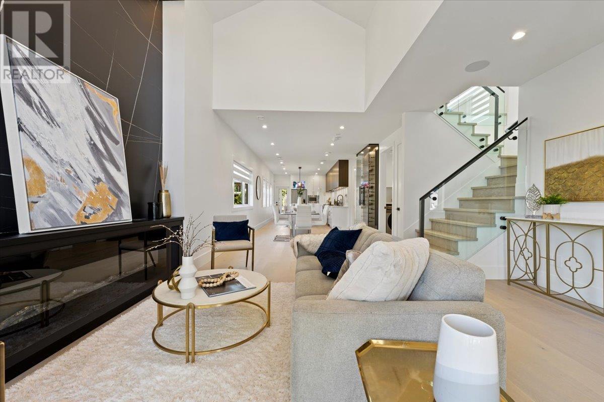 221 Mabel Street, New Westminster, British Columbia  V3M 5A8 - Photo 6 - R2807016