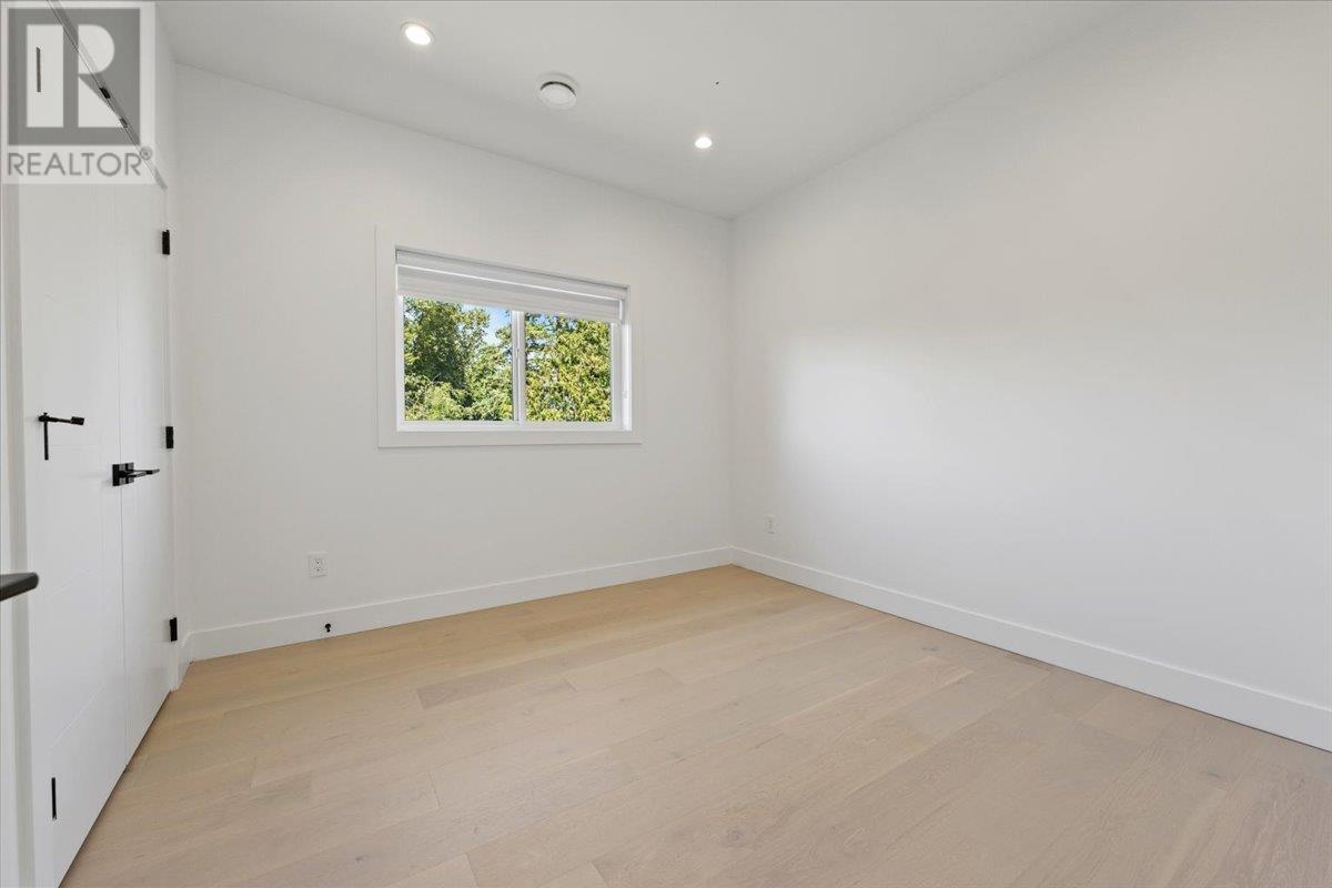 221 Mabel Street, New Westminster, British Columbia  V3M 5A8 - Photo 33 - R2807016