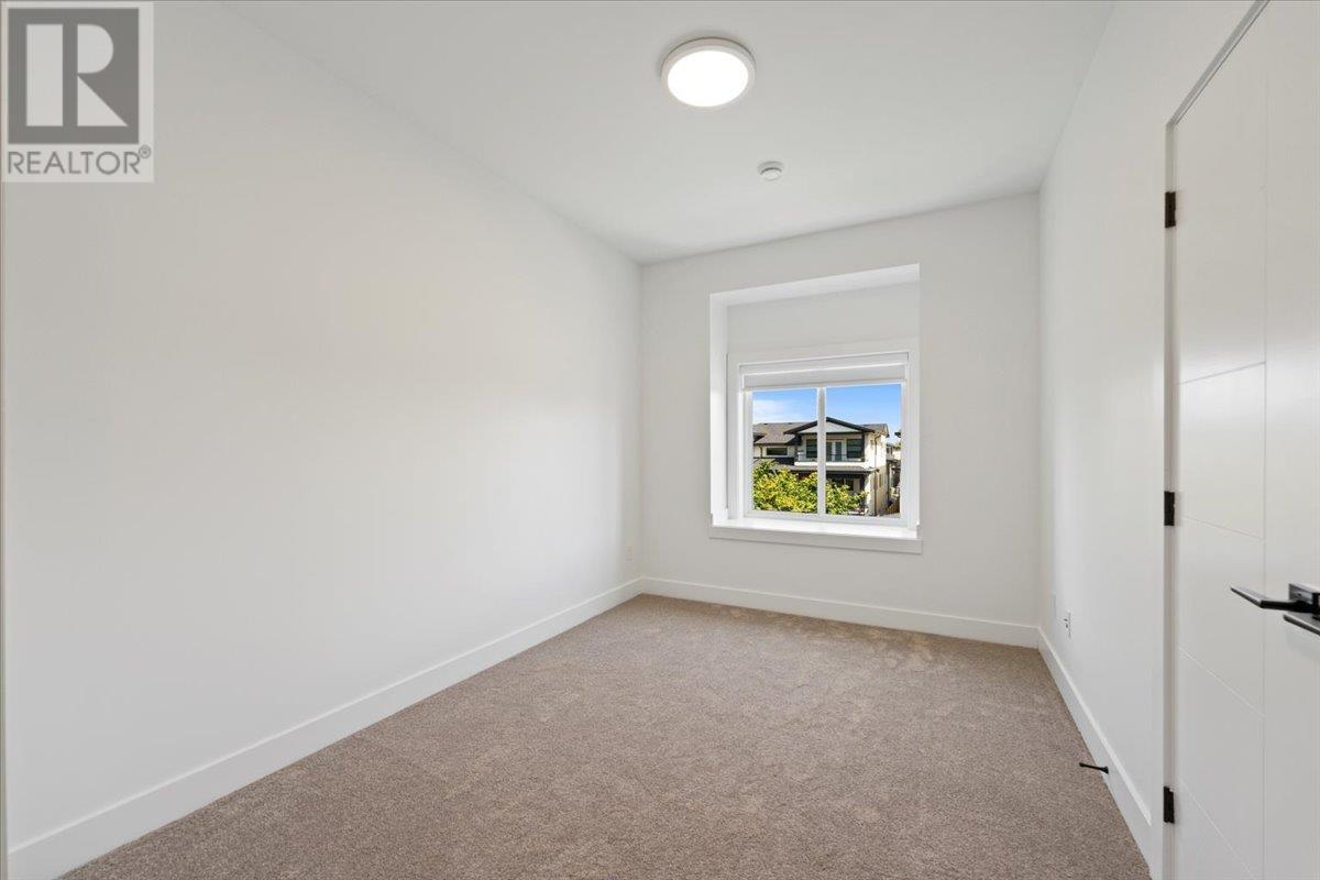 221 Mabel Street, New Westminster, British Columbia  V3M 5A8 - Photo 24 - R2807016