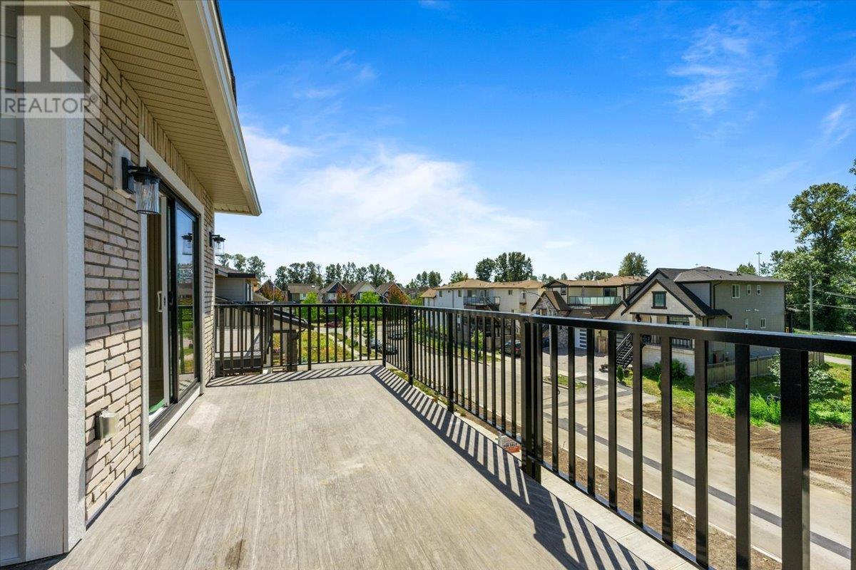 221 Mabel Street, New Westminster, British Columbia  V3M 5A8 - Photo 34 - R2807016