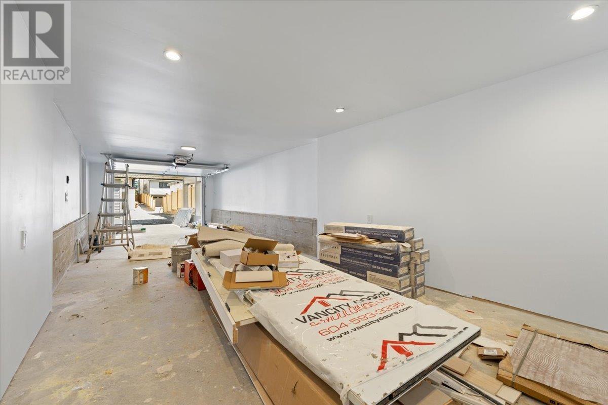 221 Mabel Street, New Westminster, British Columbia  V3M 5A8 - Photo 38 - R2807016