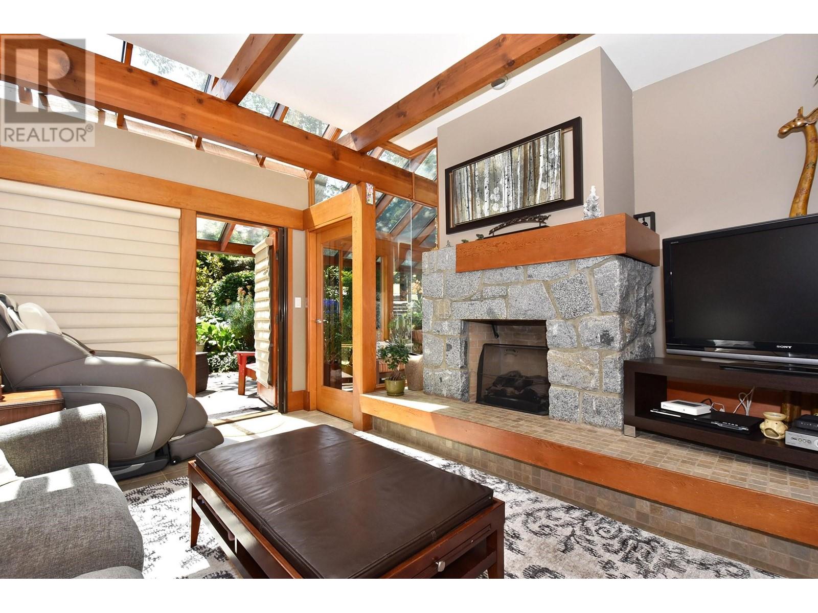 4635 Drummond Drive, Vancouver, British Columbia  V6R 1E8 - Photo 11 - R2807104