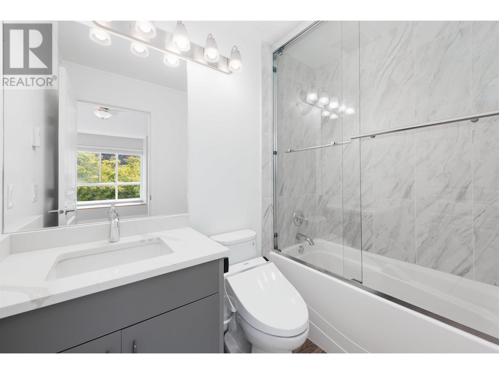 7391 Magnolia Terrace, Burnaby, British Columbia  V5E 4M3 - Photo 19 - R2807133