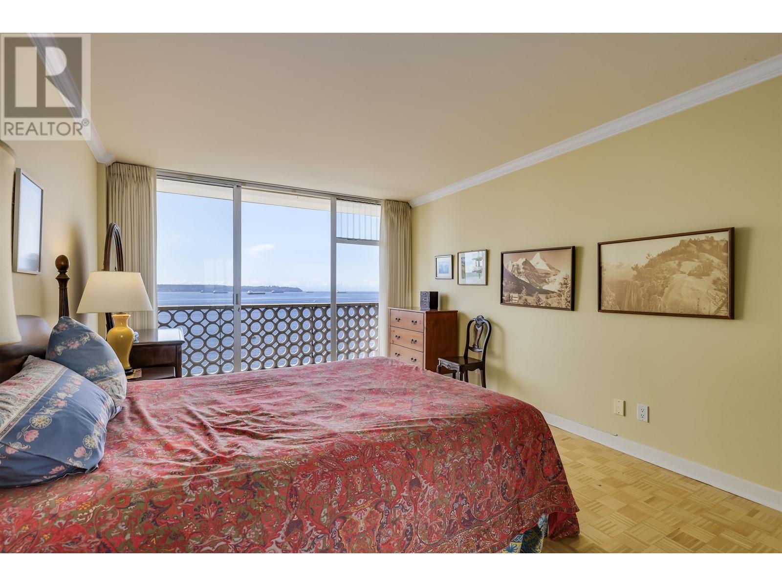 804 2135 Argyle Avenue, West Vancouver, British Columbia  V7V 1A5 - Photo 13 - R2807137