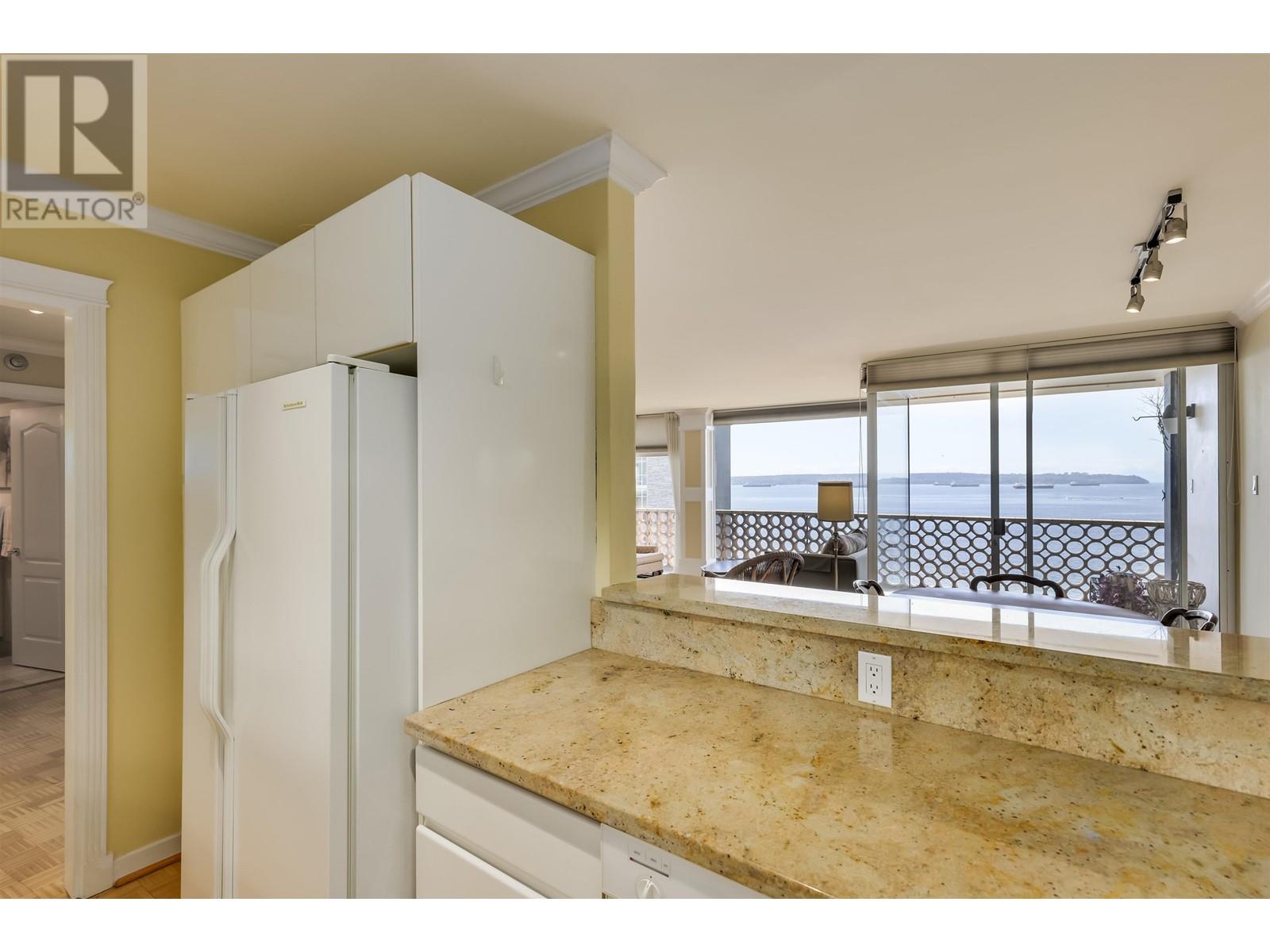 804 2135 Argyle Avenue, West Vancouver, British Columbia  V7V 1A5 - Photo 8 - R2807137