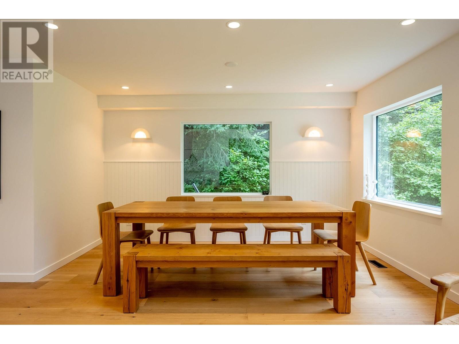 6737 Crabapple Drive, Whistler, British Columbia  V8E 0C5 - Photo 3 - R2807165