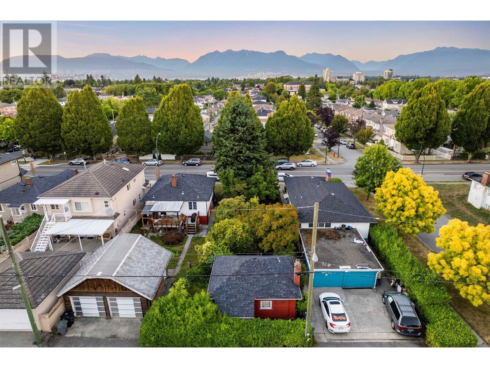 1280 E 33rd Avenue, Vancouver, British Columbia  V5V 3B6 - Photo 3 - R2806251