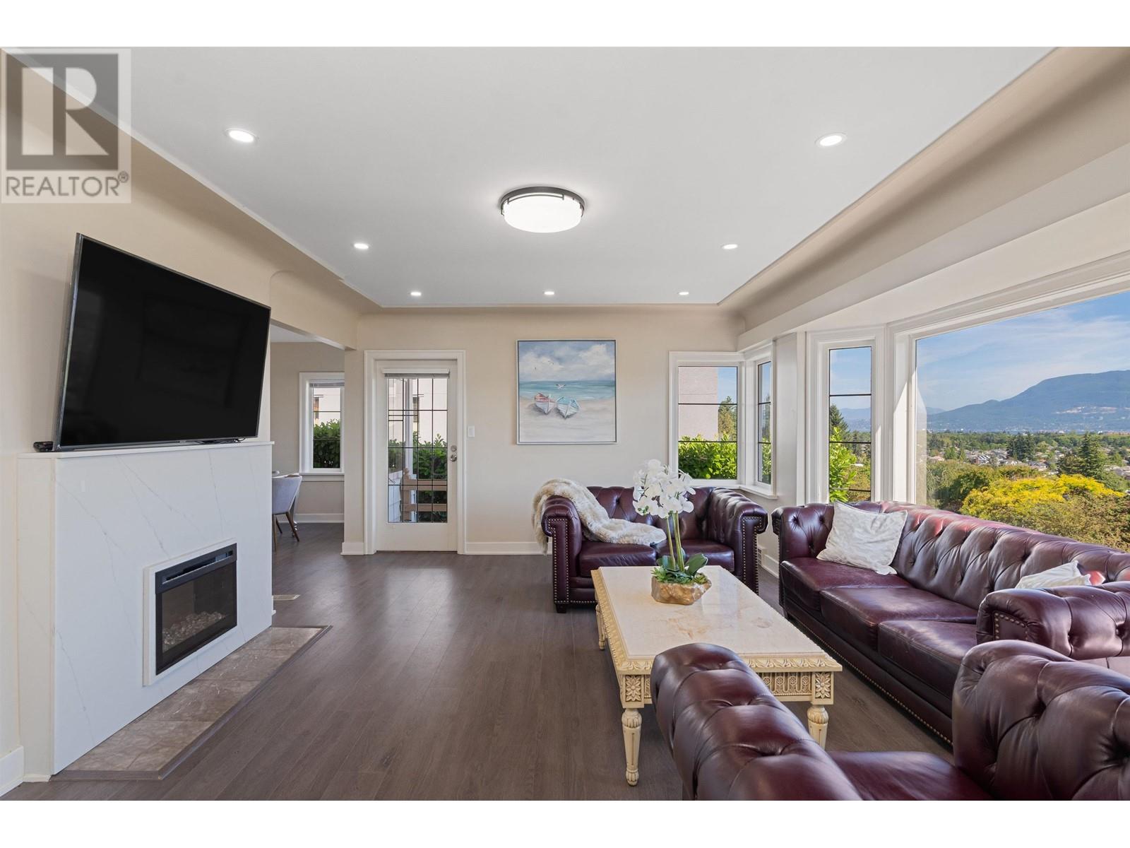 4625 Puget Drive, Vancouver, British Columbia  V6L 2V9 - Photo 2 - R2807244