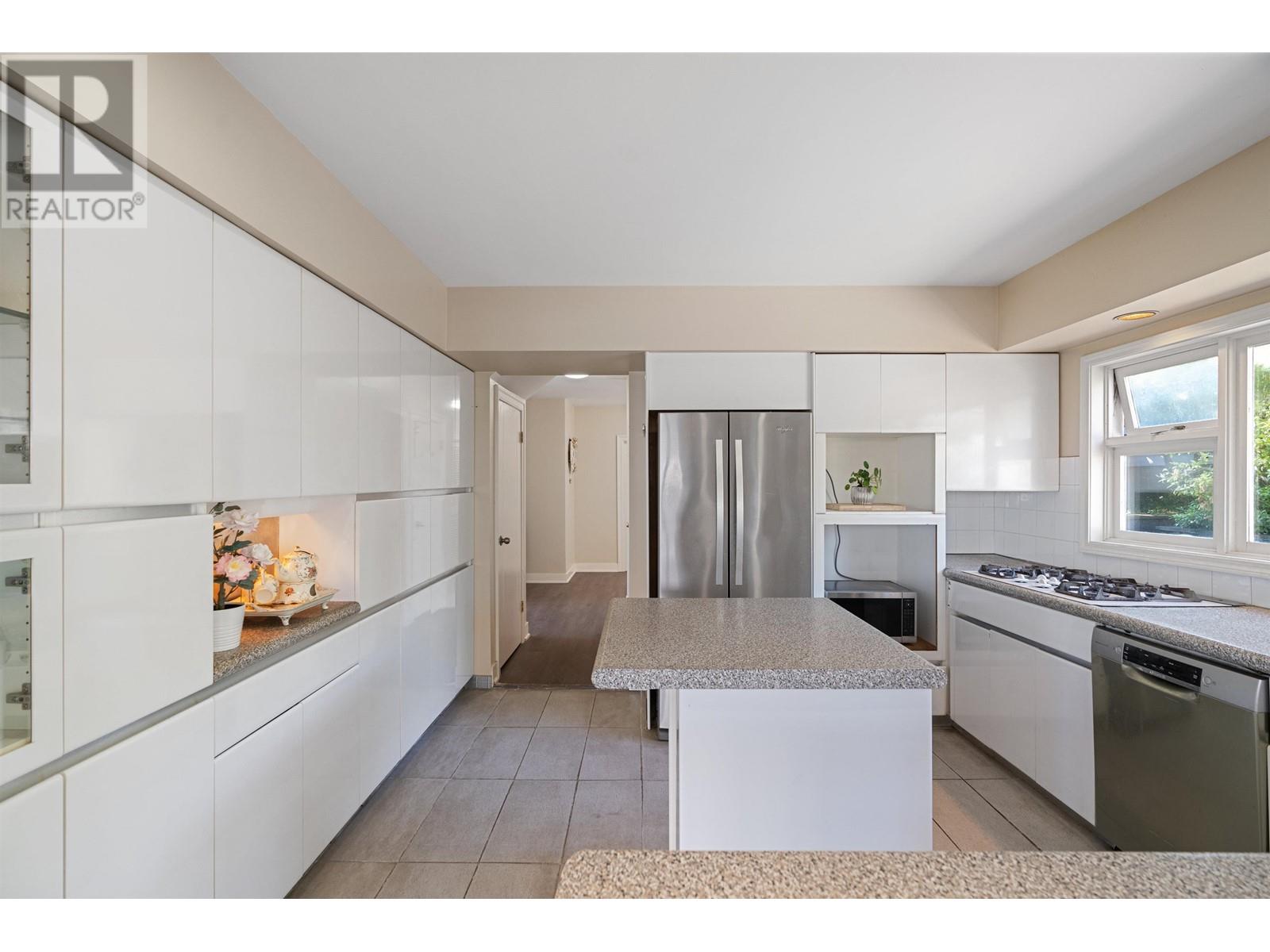4625 Puget Drive, Vancouver, British Columbia  V6L 2V9 - Photo 21 - R2807244