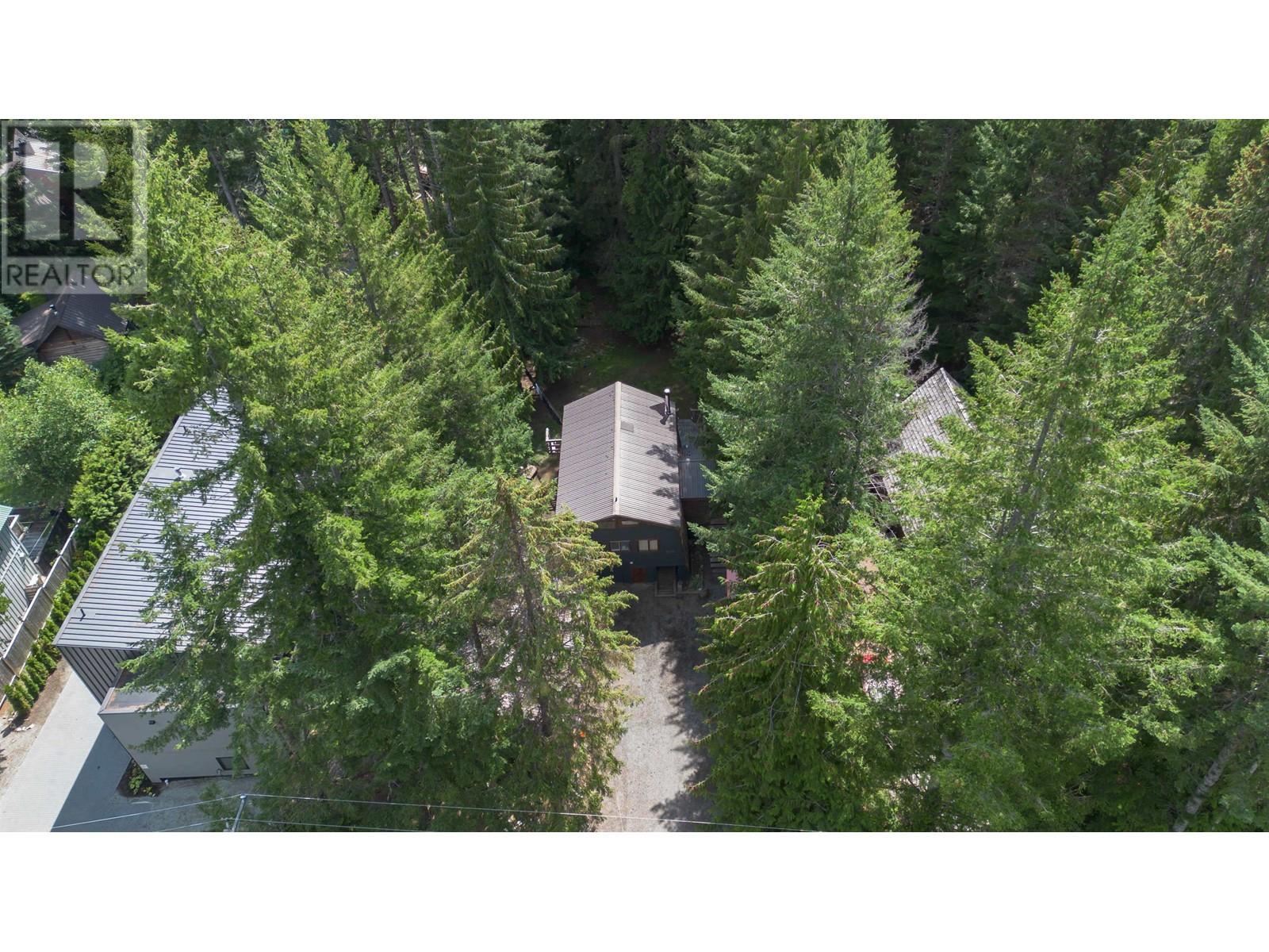 8228 Alpine Way, Whistler, British Columbia  V8E 0G2 - Photo 22 - R2807293