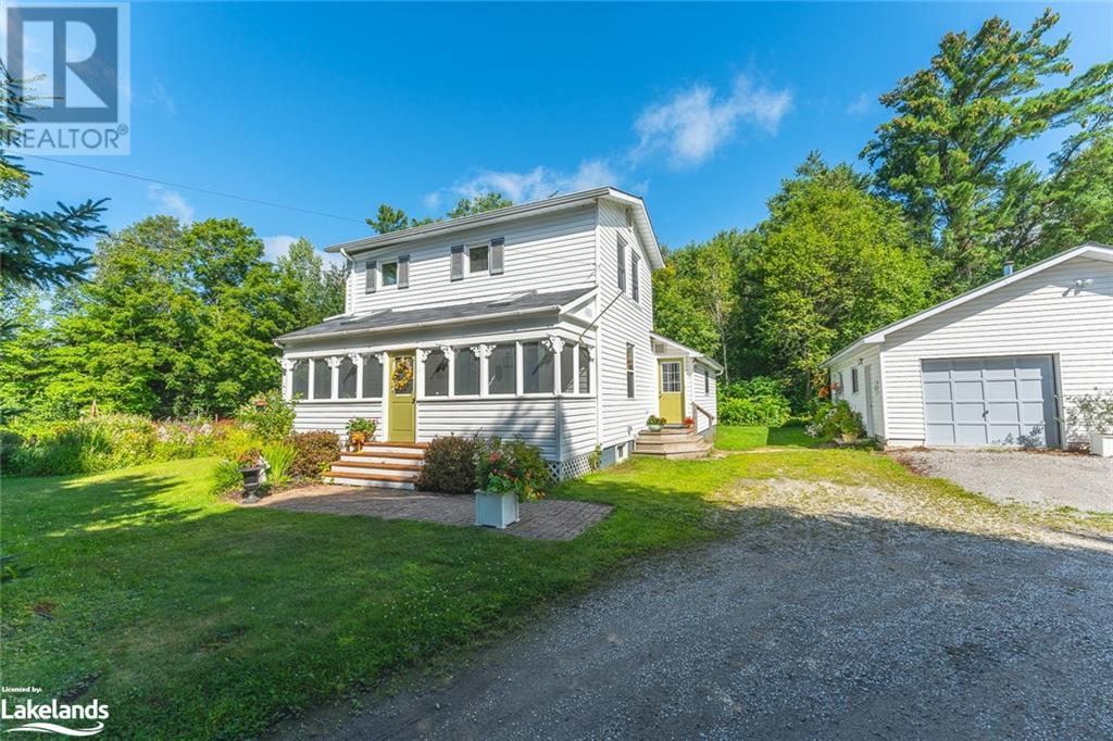 1453 EAGLE LAKE Road, haliburton, Ontario