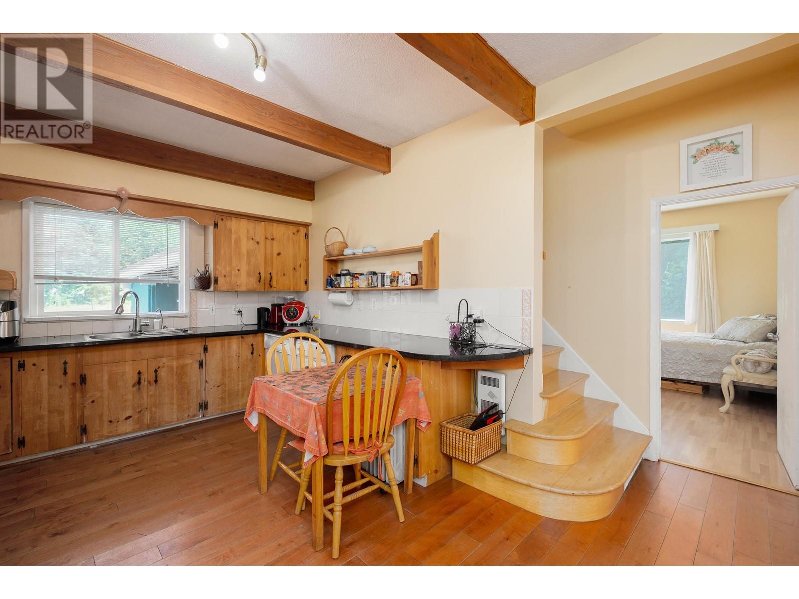 27407 112 Avenue, Maple Ridge, British Columbia  V2W 1Y7 - Photo 9 - R2796948