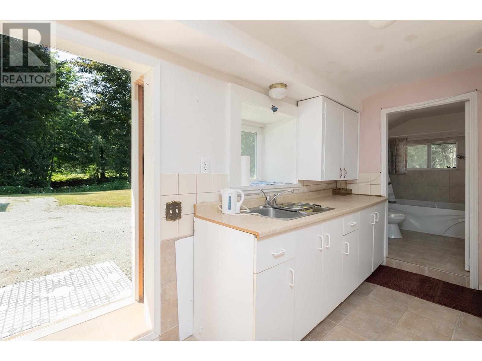 27407 112 Avenue, Maple Ridge, British Columbia  V2W 1Y7 - Photo 22 - R2796948