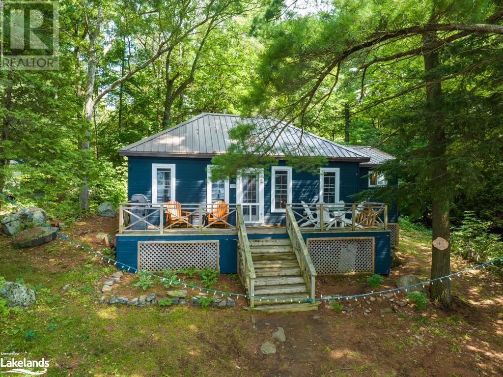 121 Bala Park Island, Bala, Ontario P0C 1A0 (25918397) Bay