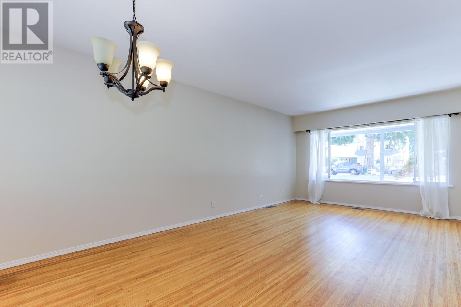 5857 16 Avenue, Delta, British Columbia  V4L 1G8 - Photo 9 - R2807376