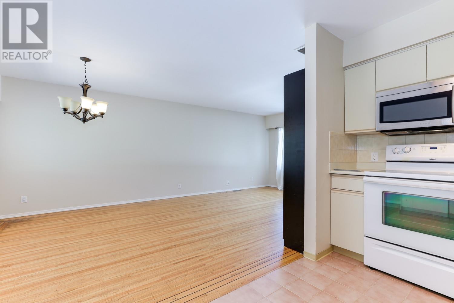 5857 16 Avenue, Delta, British Columbia  V4L 1G8 - Photo 15 - R2807376
