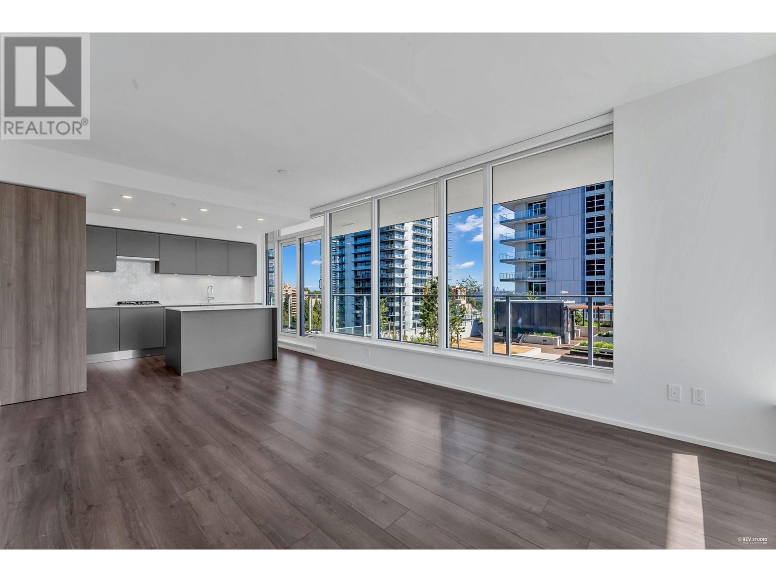 806 3809 Evergreen Place, Burnaby, British Columbia  V3J 0M1 - Photo 4 - R2807084