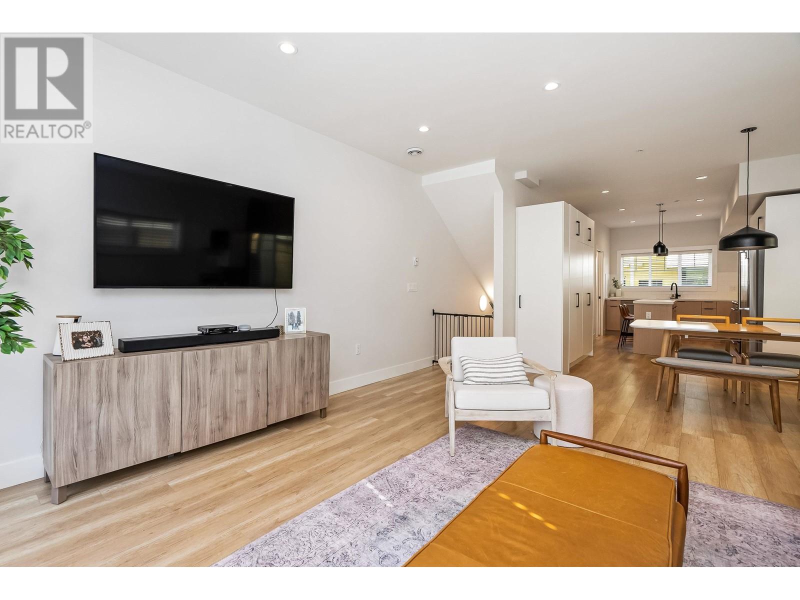 217 80 Elgin Street, Port Moody, British Columbia  V3H 0M6 - Photo 6 - R2807439