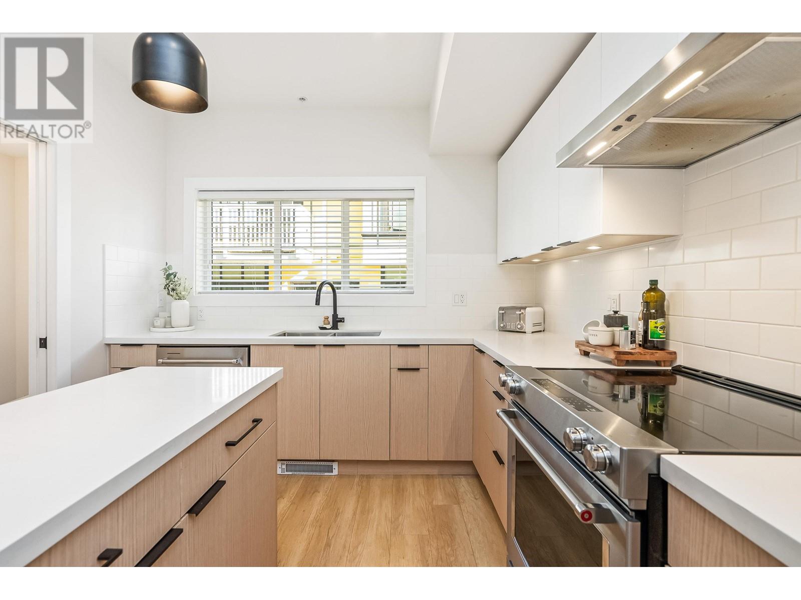 217 80 Elgin Street, Port Moody, British Columbia  V3H 0M6 - Photo 15 - R2807439