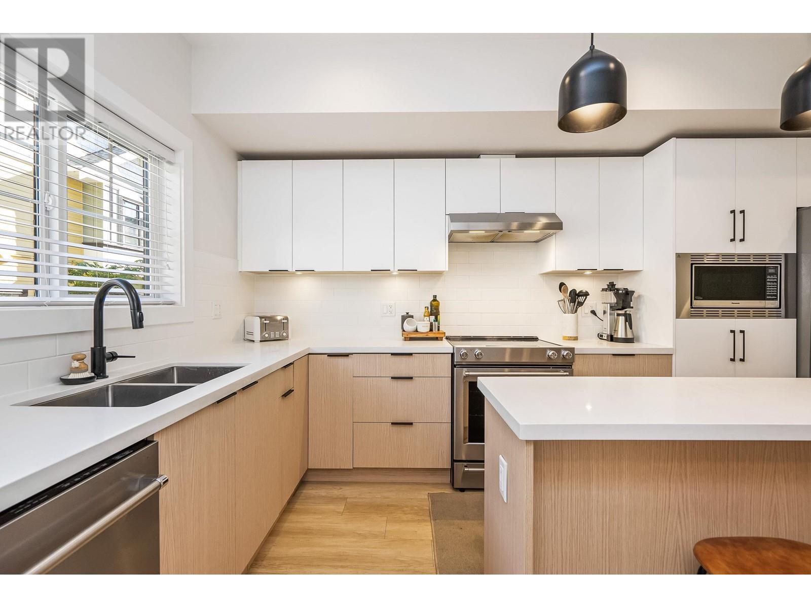 217 80 Elgin Street, Port Moody, British Columbia  V3H 0M6 - Photo 11 - R2807439