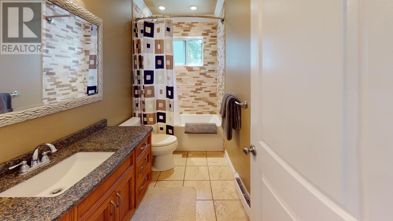 50 Ross Street, Lillooet, British Columbia  V0K 1P0 - Photo 8 - 174463