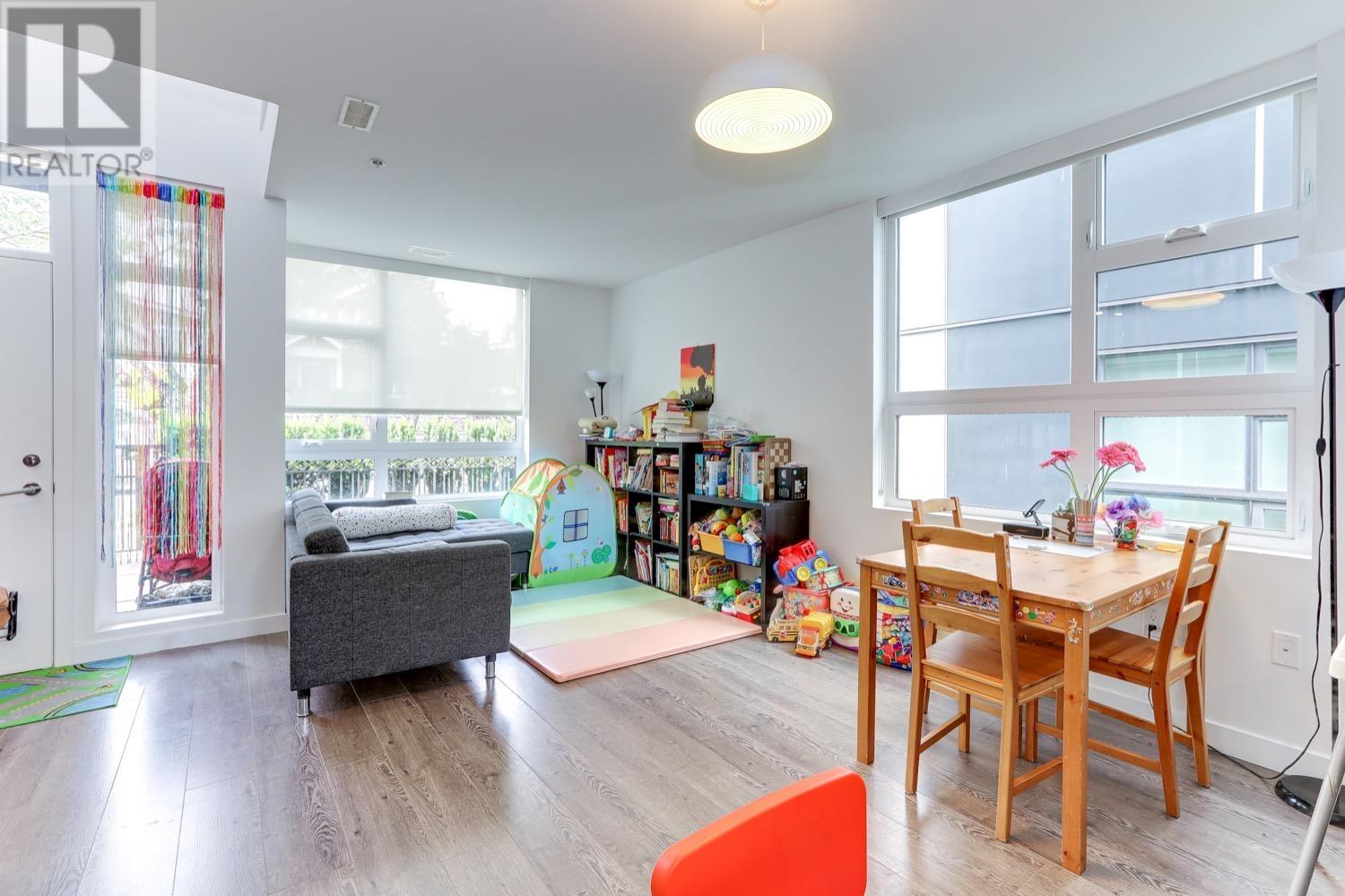 190 W 63rd Avenue, Vancouver, British Columbia  V5X 0G6 - Photo 3 - R2807571