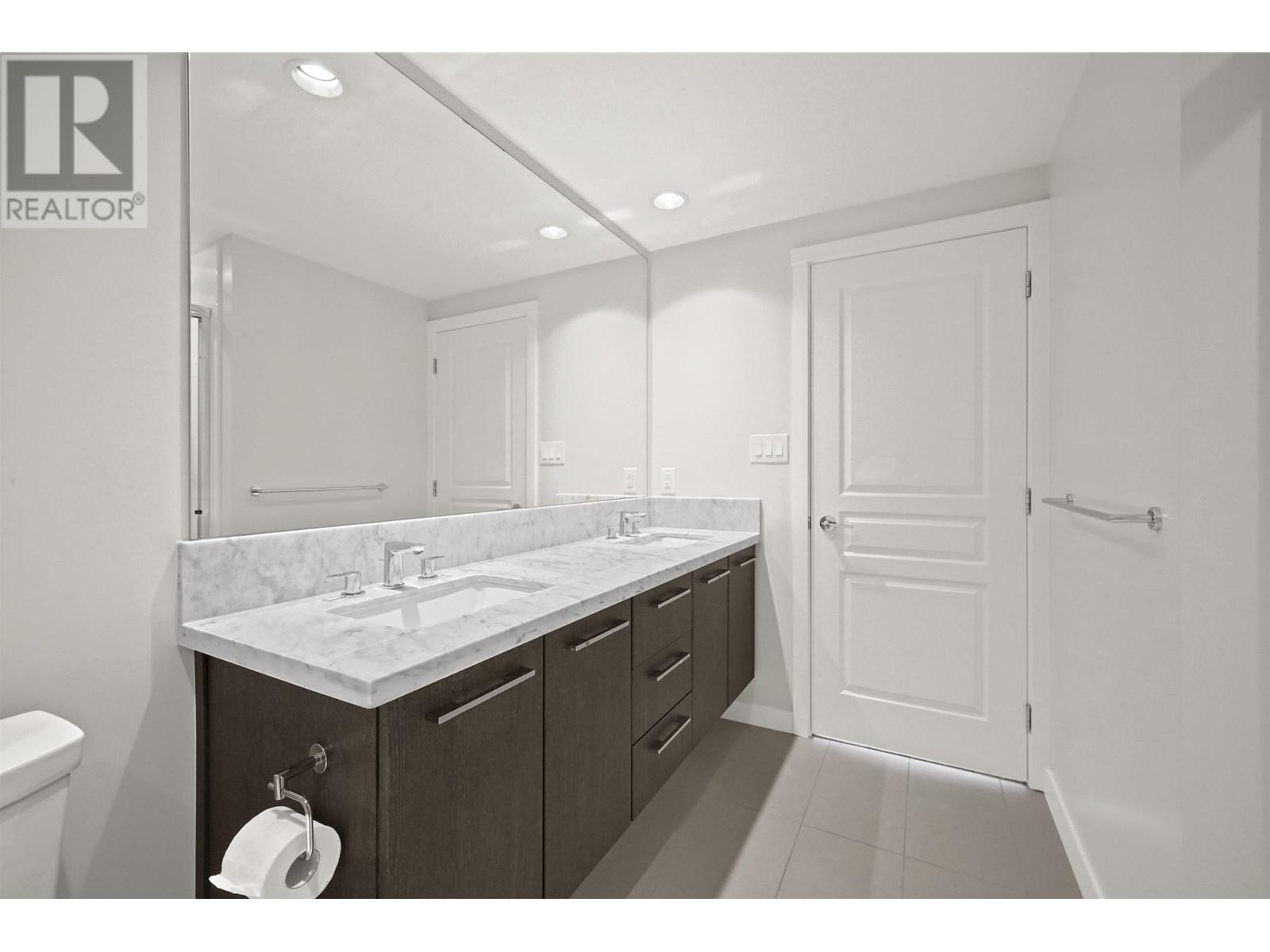 2008 3093 Windsor Gate, Coquitlam, British Columbia  V3B 0N2 - Photo 18 - R2807587