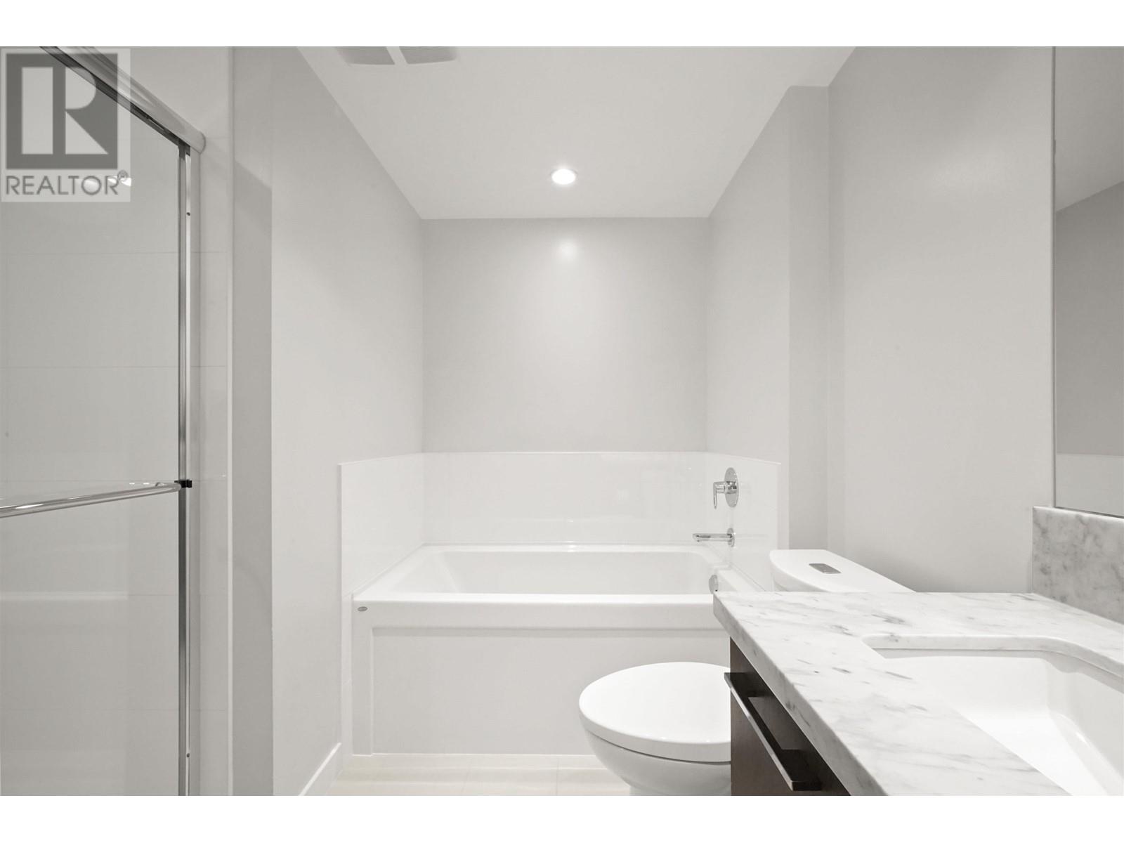 2008 3093 Windsor Gate, Coquitlam, British Columbia  V3B 0N2 - Photo 17 - R2807587