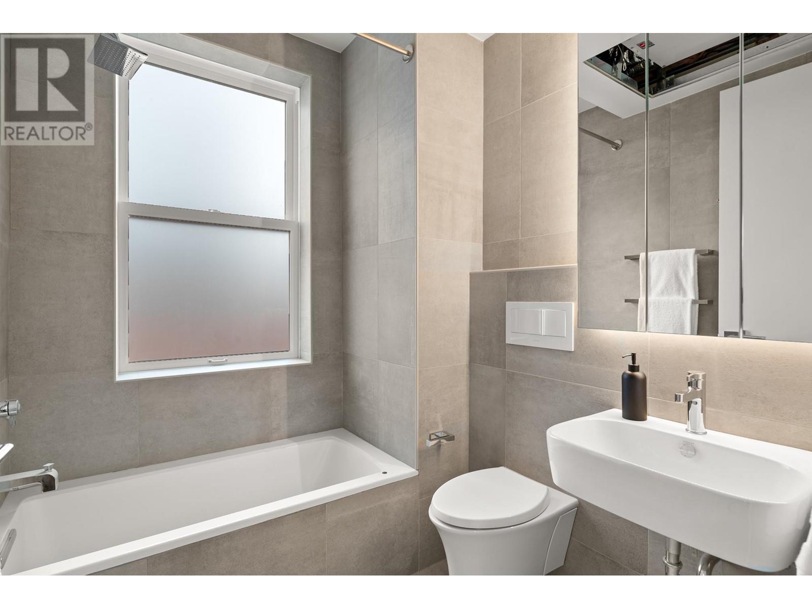 5 6 W 17th Avenue, Vancouver, British Columbia  V5Y 1Z4 - Photo 10 - R2807606