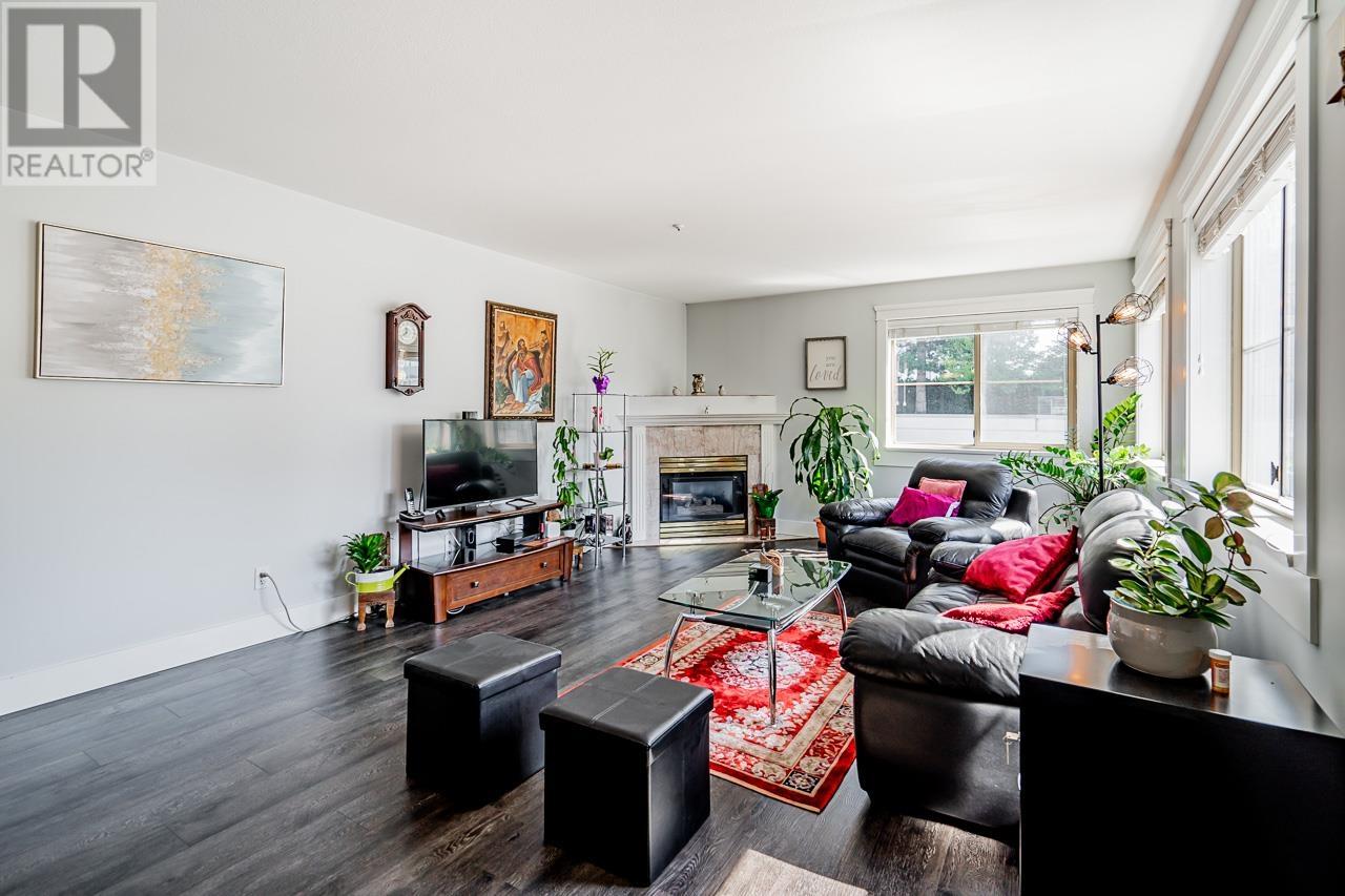 203 19128 Ford Road, Pitt Meadows, British Columbia  V3Y 2P1 - Photo 8 - R2807612