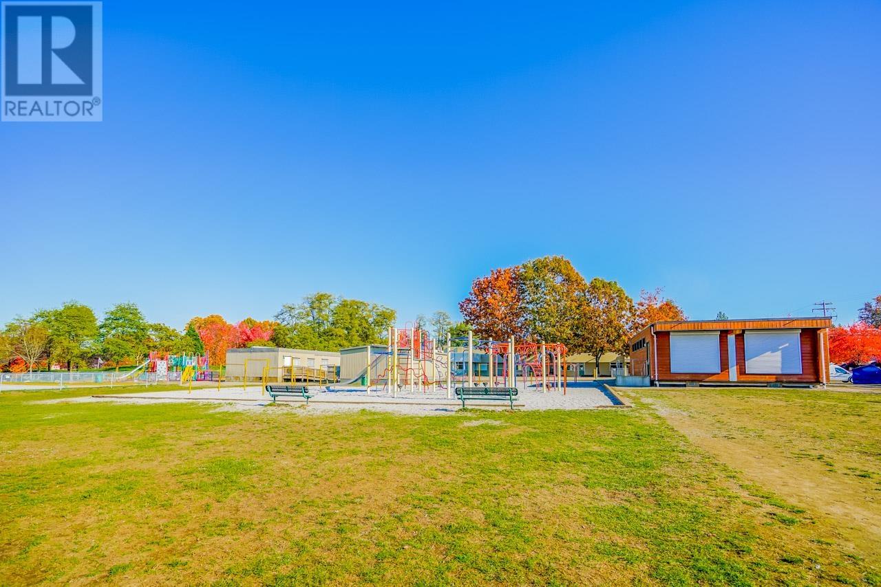 203 19128 Ford Road, Pitt Meadows, British Columbia  V3Y 2P1 - Photo 37 - R2807612