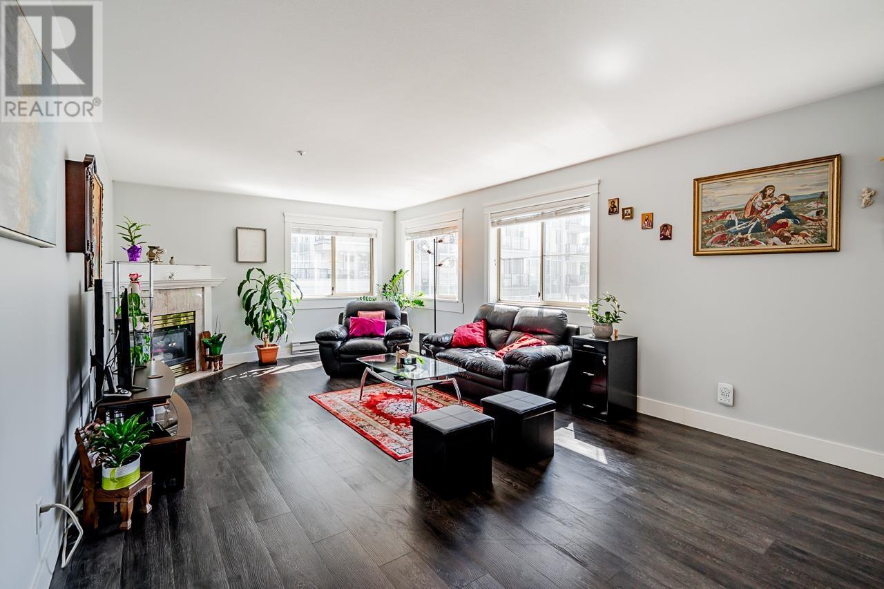 203 19128 Ford Road, Pitt Meadows, British Columbia  V3Y 2P1 - Photo 6 - R2807612