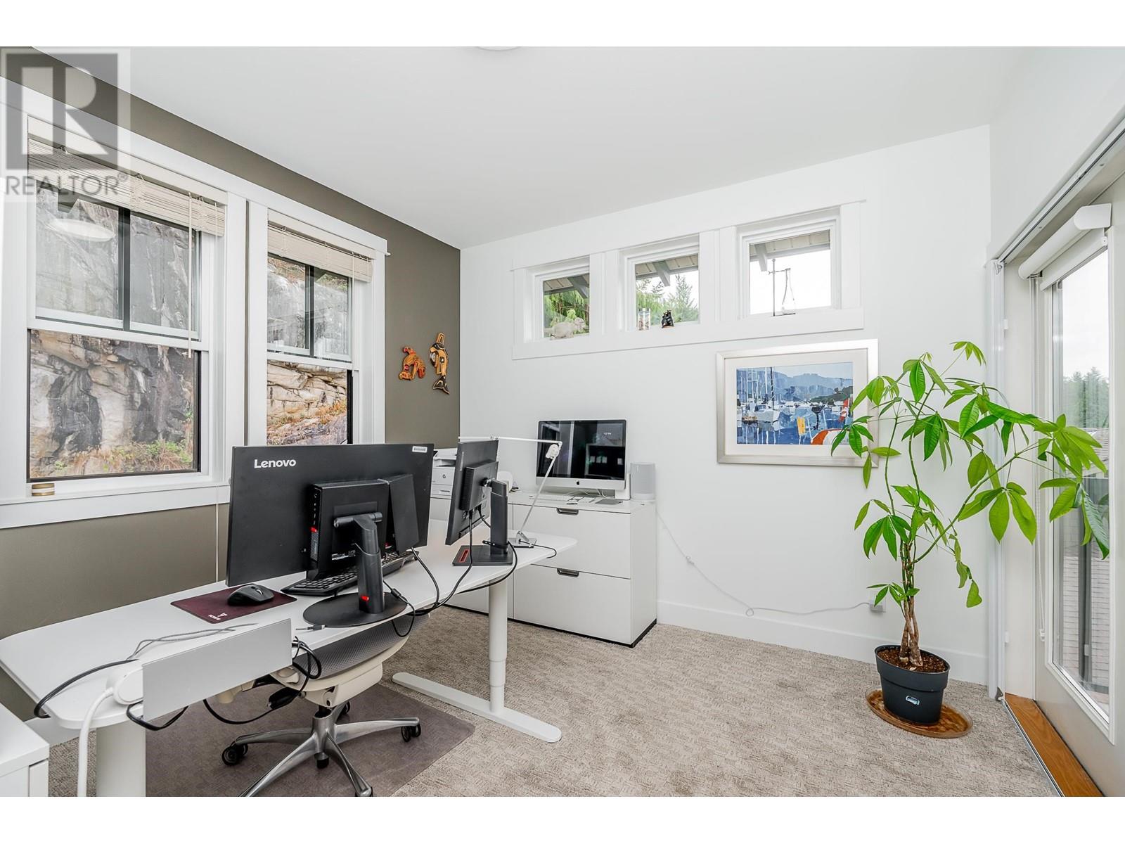 200 Ocean Crest Drive, West Vancouver, British Columbia  V8B 1A3 - Photo 8 - R2804093