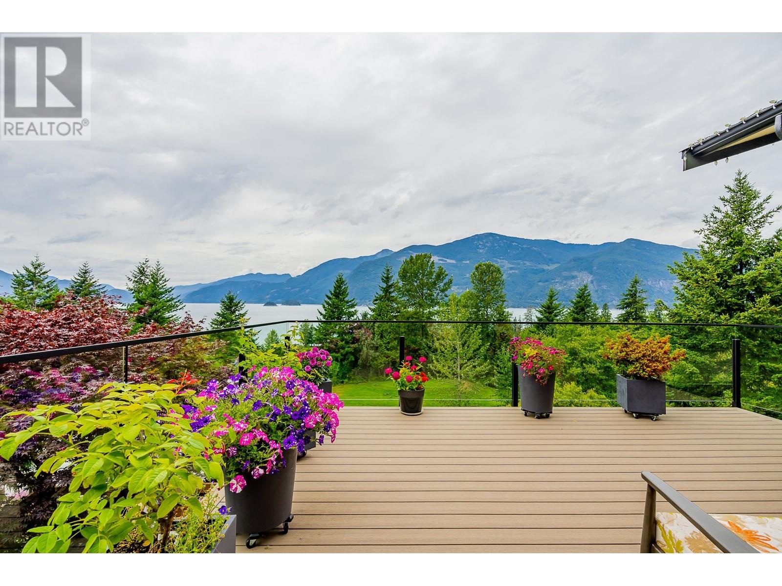 200 Ocean Crest Drive, West Vancouver, British Columbia  V8B 1A3 - Photo 9 - R2804093